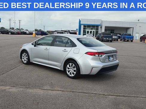 Used 2024 Toyota Corolla LE FWD image 6