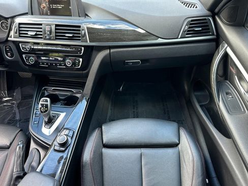 Used 2017 BMW 330i Sedan RWD image 29