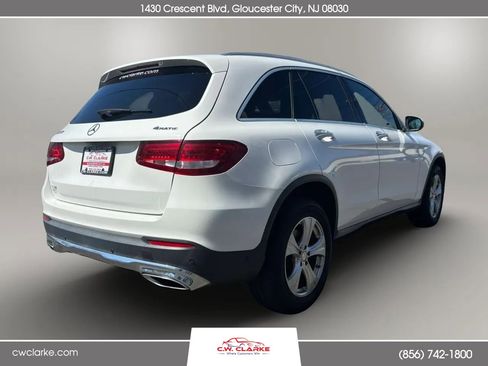 Used 2017 Mercedes-Benz GLC 300 4MATIC image 6