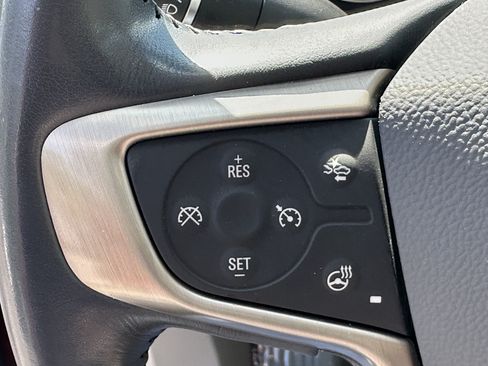Used 2022 GMC Acadia Denali w/ Denali Technology Package FWD image 23