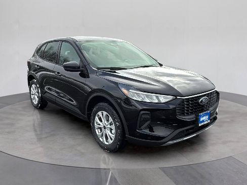 Used 2025 Ford Escape Active w/ Tech Pack #1 AWD/4WD image 9