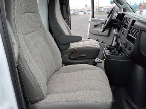 New 2025 Chevrolet Express 3500 w/ Power Convenience Package image 6