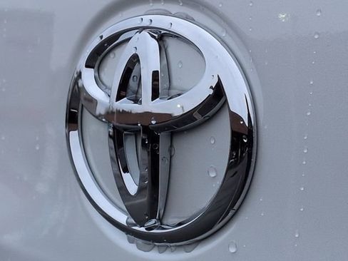 New 2026 Toyota Corolla Cross L image 23