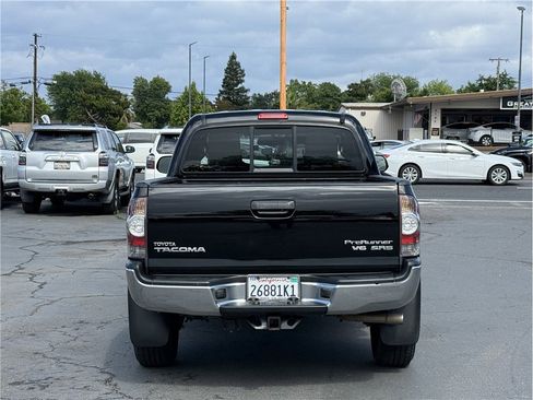 Used 2013 Toyota Tacoma PreRunner w/ SR5 Pkg RWD image 5