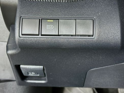 Used 2023 Toyota bZ4X XLE image 17