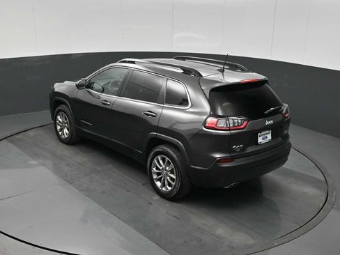 Used 2022 Jeep Cherokee Latitude Lux w/ Sun & Sound Group AWD/4WD image 14