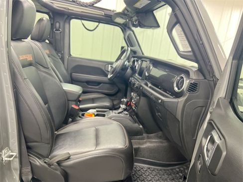 Used 2021 Jeep Wrangler Unlimited Rubicon w/ Trailer Tow Package image 22