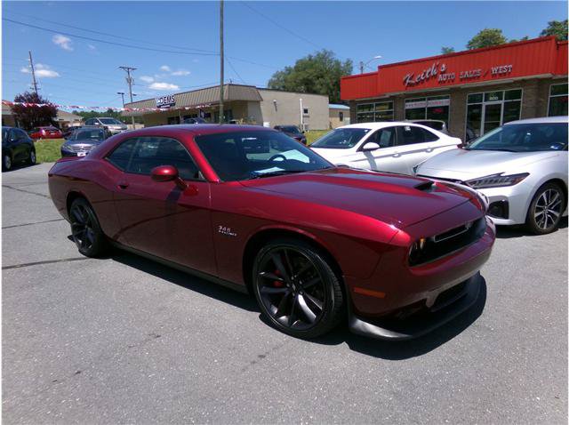 Used 2021 Dodge Challenger R/T w/ Plus Package RWD image 1