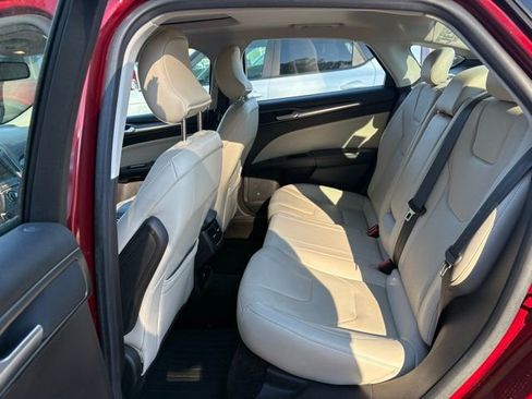 Used 2015 Ford Fusion Titanium image 15