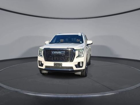 Used 2024 GMC Yukon Denali Ultimate image 3