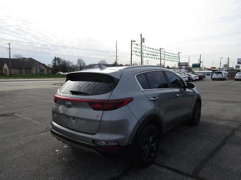 Used 2020 Kia Sportage S image 7