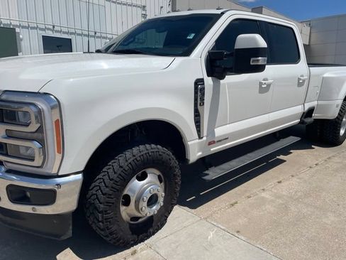 Used 2023 Ford F350 Lariat w/ Tow Technology Package AWD/4WD image 1
