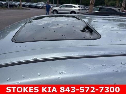Used 2015 Toyota Sienna XLE Premium FWD image 9