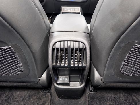 Used 2024 Hyundai Kona Limited FWD image 22