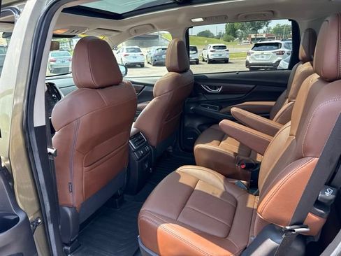 Certified 2024 Subaru Ascent Touring w/ Popular Package #2 AWD/4WD image 17
