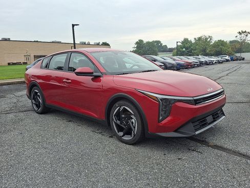 New 2025 Kia K4 EX image 2