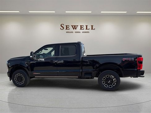 New 2025 Ford F350 Platinum w/ FX4 Off-Road Package image 2