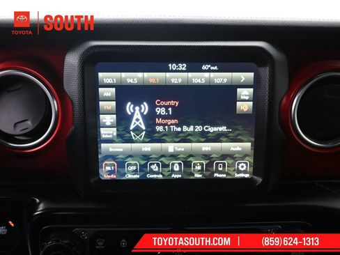 Used 2022 Jeep Wrangler Unlimited Rubicon w/ Xtreme Recon 35" Tire Package image 13