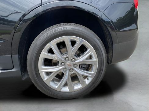 Used 2018 Cadillac XT5 Luxury w/ LPO, Sport Package image 27