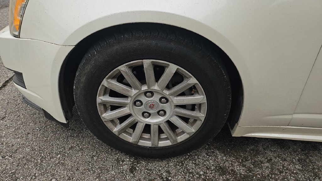 Used 2013 Cadillac CTS Luxury RWD image 6