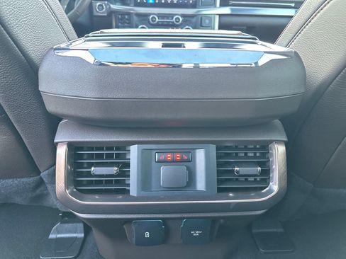 New 2025 Ford F150 King Ranch w/ FX4 Off-Road Package image 26