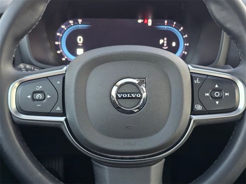 Used 2025 Volvo S60 B5 Core image 24