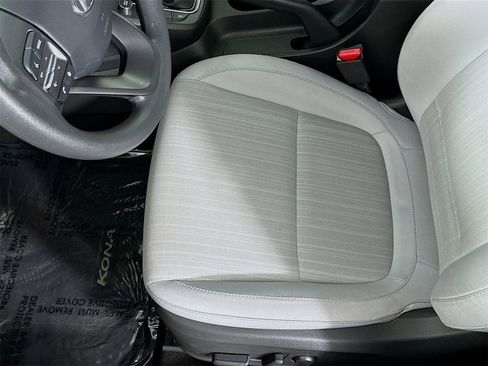 Used 2023 Hyundai Kona SEL image 18