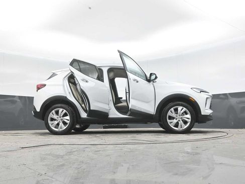 New 2026 Buick Encore GX Preferred AWD/4WD image 53