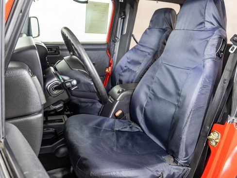 Used 2006 Jeep Wrangler Rubicon AWD/4WD image 16