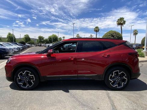 Used 2021 Chevrolet Blazer RS w/ Enhanced Convenience Package FWD image 4