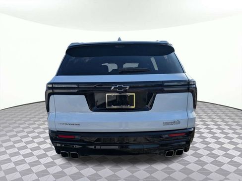 Used 2026 Chevrolet Traverse High Country w/ LPO, Floor Liner Package FWD image 4