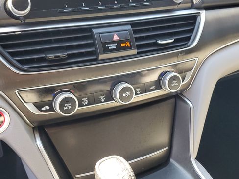 Used 2019 Honda Accord LX image 23