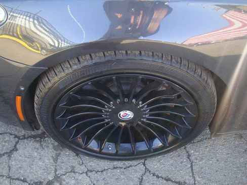 Used 2015 BMW 750i xDrive image 8