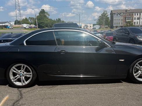 Used 2011 BMW 335i Convertible RWD image 32