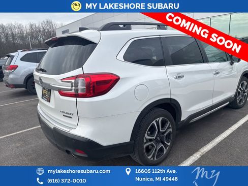 Used 2023 Subaru Ascent Touring AWD/4WD image 16