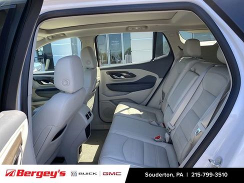 Used 2023 GMC Terrain Denali w/ Denali Premium Package AWD/4WD image 5