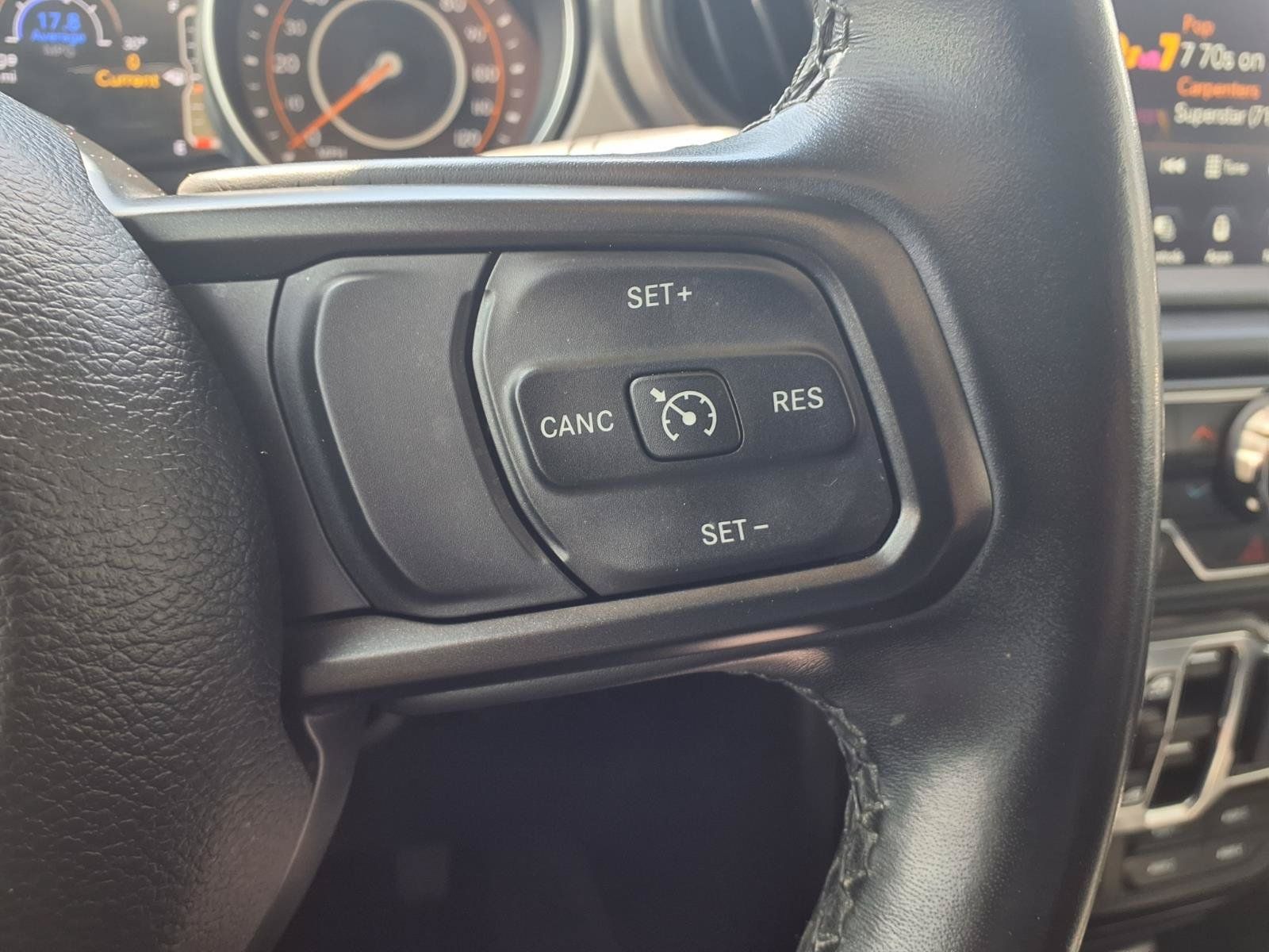Used 2021 Jeep Gladiator Sport AWD/4WD image 17