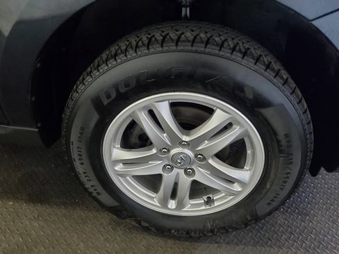 Used 2011 Hyundai Santa Fe GLS image 19