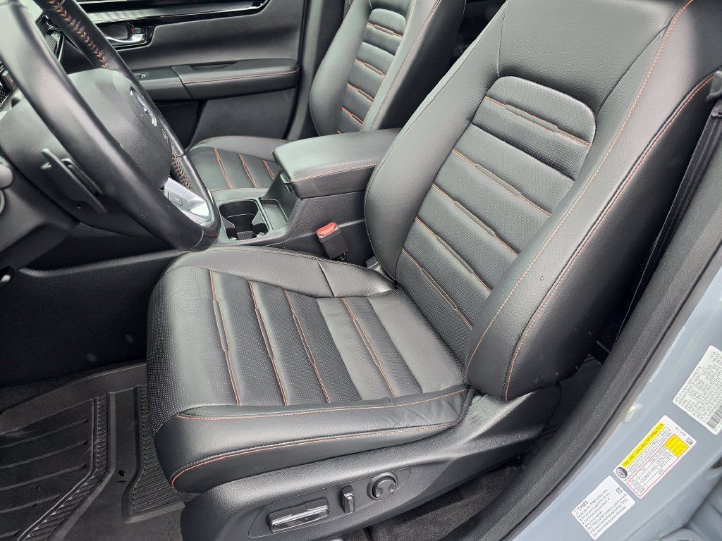 Used 2025 Honda CR-V Sport Touring image 17