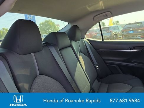 Used 2023 Toyota Camry LE FWD image 14