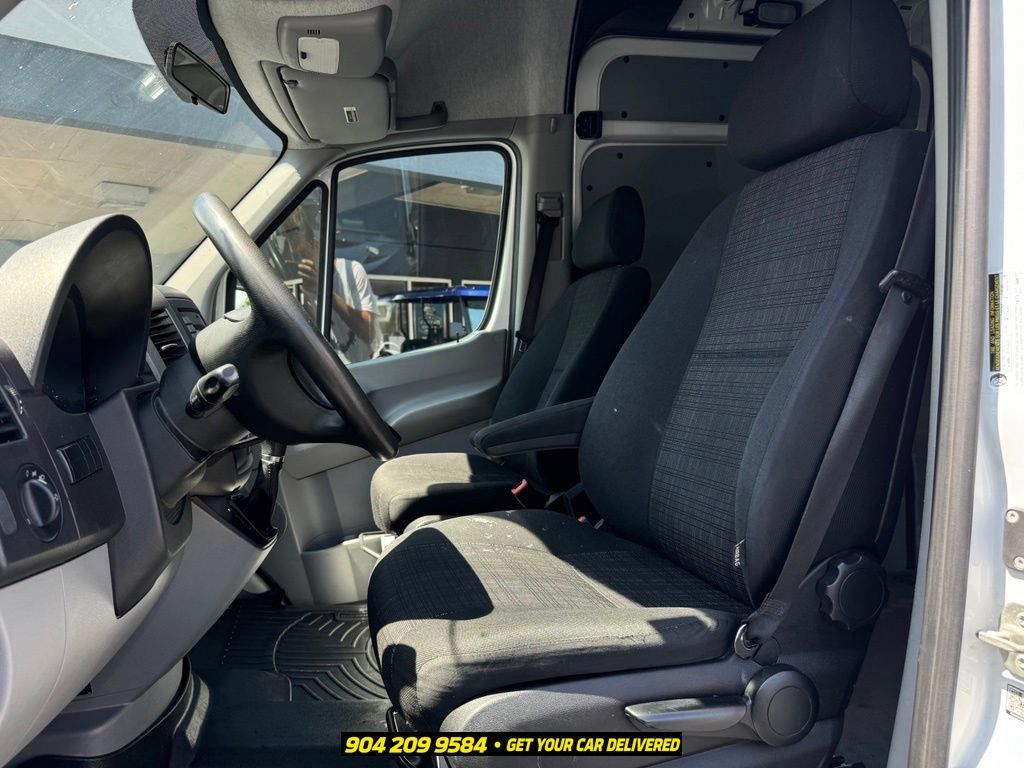 Used 2017 Mercedes-Benz Sprinter 2500 image 24