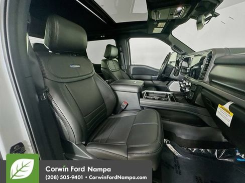 Used 2026 Ford F250 Platinum w/ Tremor Off-Road Package AWD/4WD image 29