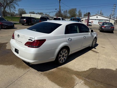 Used 2008 Toyota Avalon Limited image 4