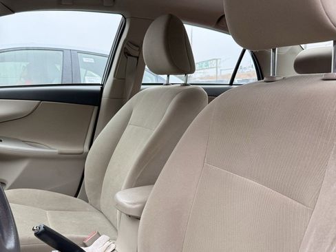 Used 2011 Toyota Corolla LE image 11