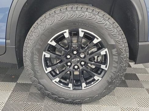 Used 2025 Chevrolet Traverse Z71 w/ Enhanced Driving Package AWD/4WD image 10