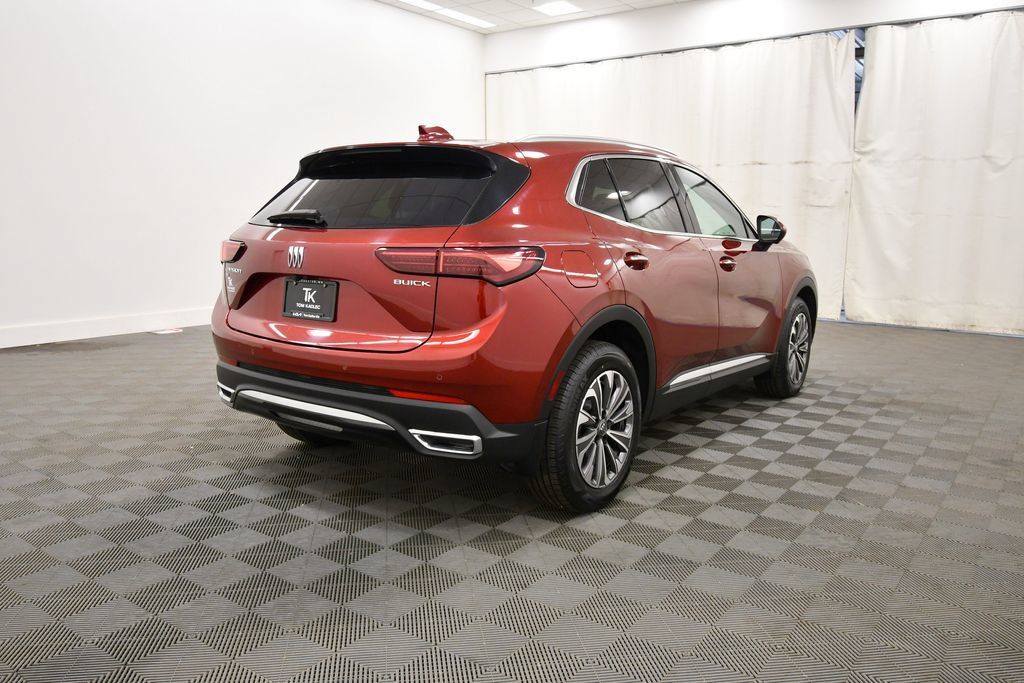 Used 2024 Buick Envision Preferred AWD/4WD image 8