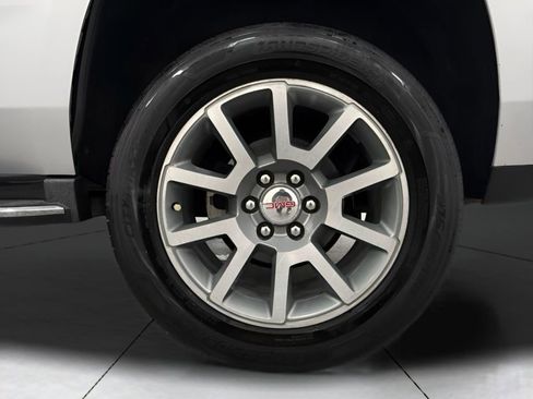 Used 2018 GMC Yukon Denali image 22