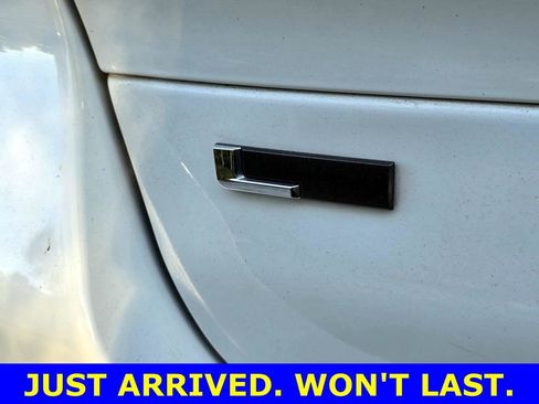 Used 2022 Jeep Grand Cherokee L Limited image 8