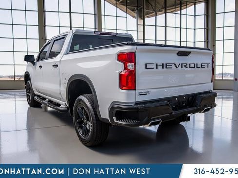 Used 2021 Chevrolet Silverado 1500 LT Trail Boss w/ Convenience Package II AWD/4WD image 31