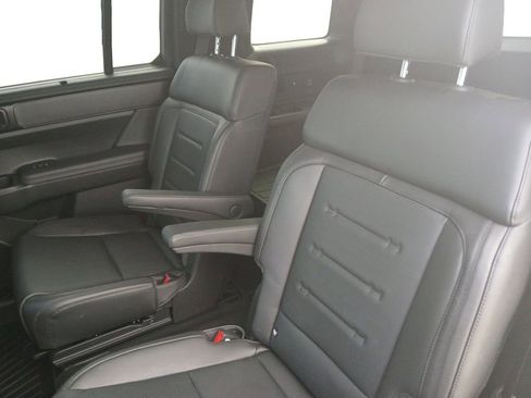 Used 2024 Hyundai Santa Fe Calligraphy image 15